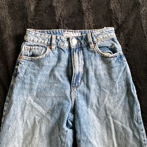 Trendy wide leg baggy garage jeans